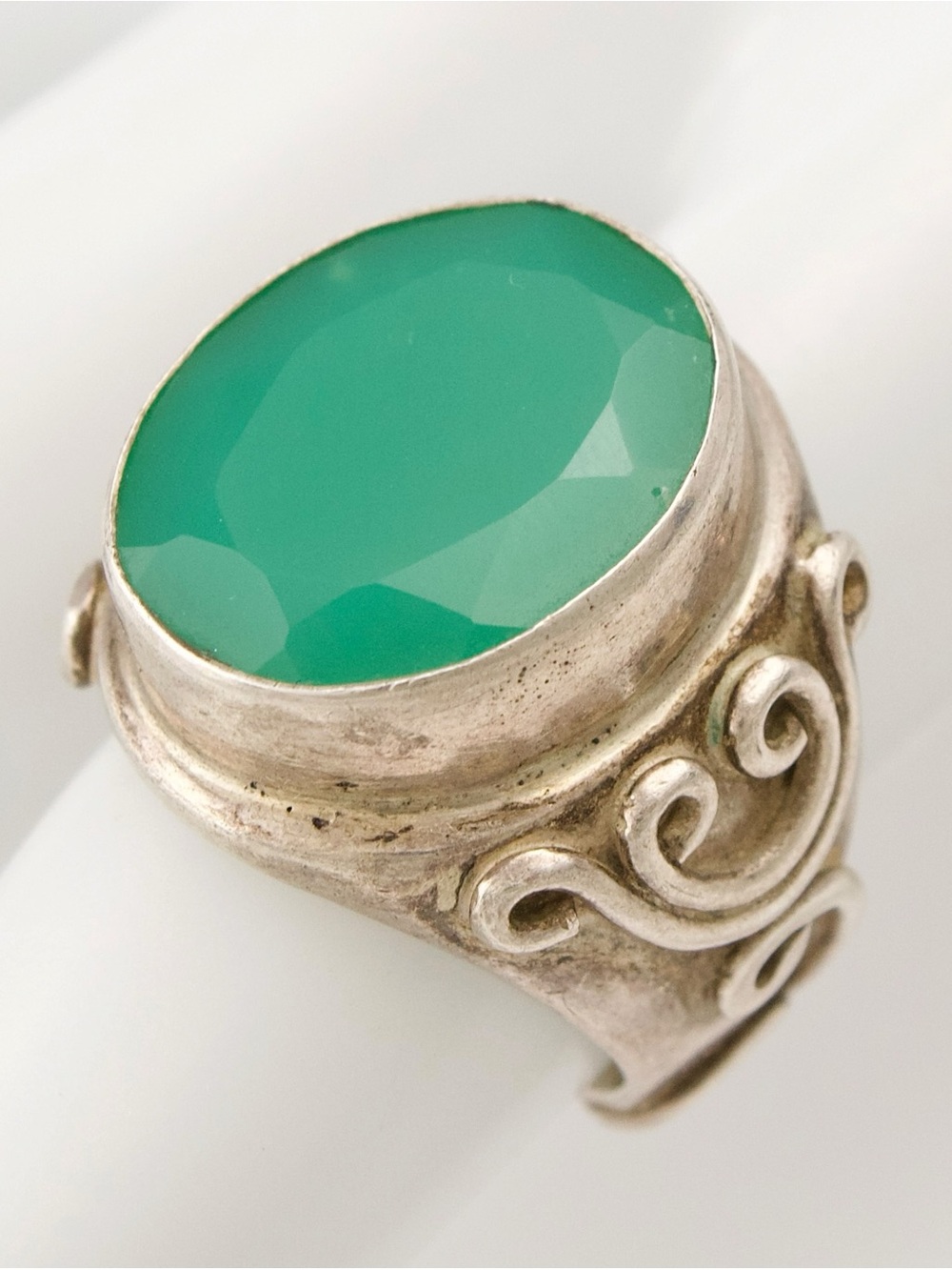InnaSense Green Chalcedony Sterling Silver Ring Size 6